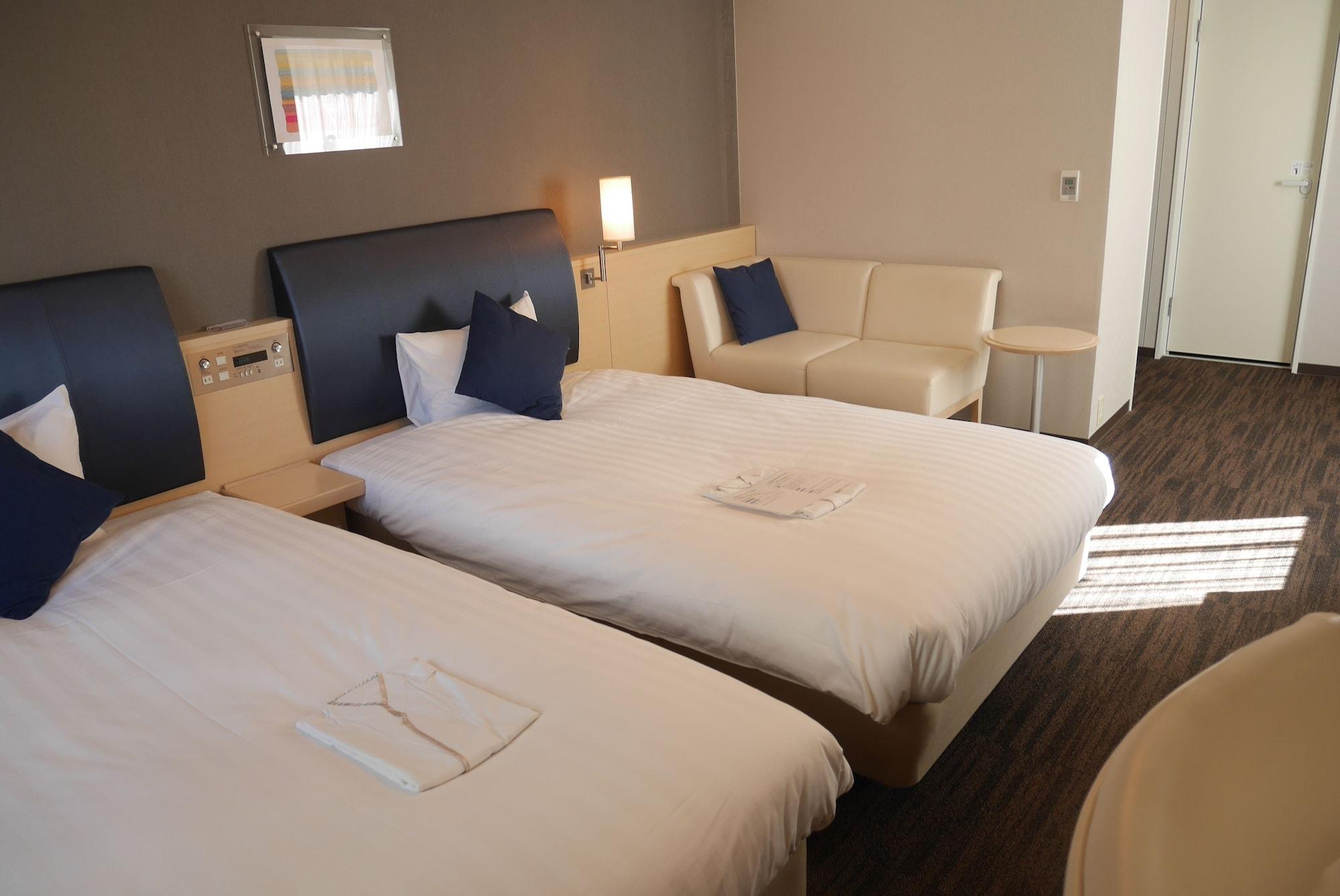 Daiwa Roynet Shin-yokohama Hotel